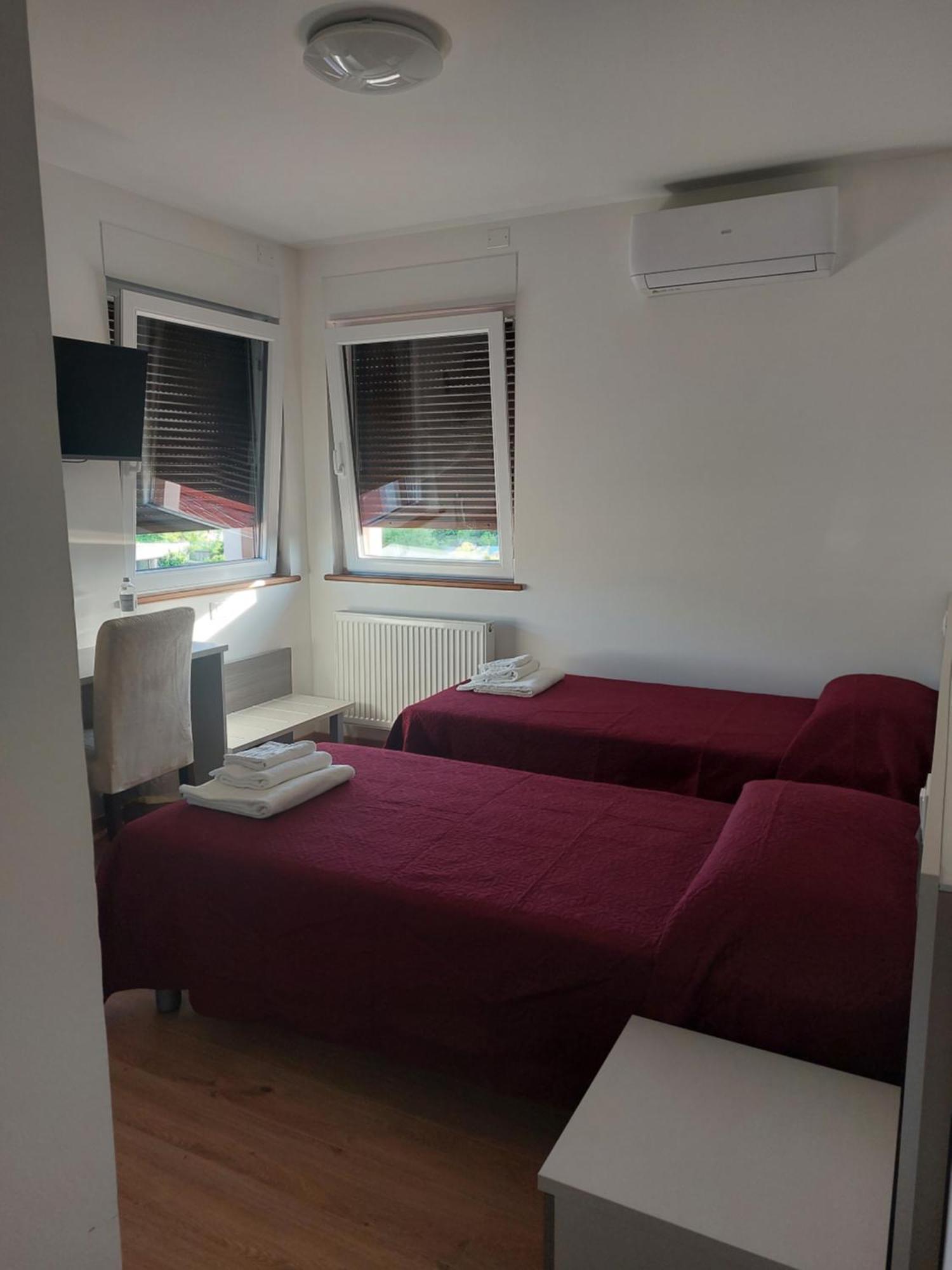 Locanda Rossa Hotel Romans di Varmo Quarto foto